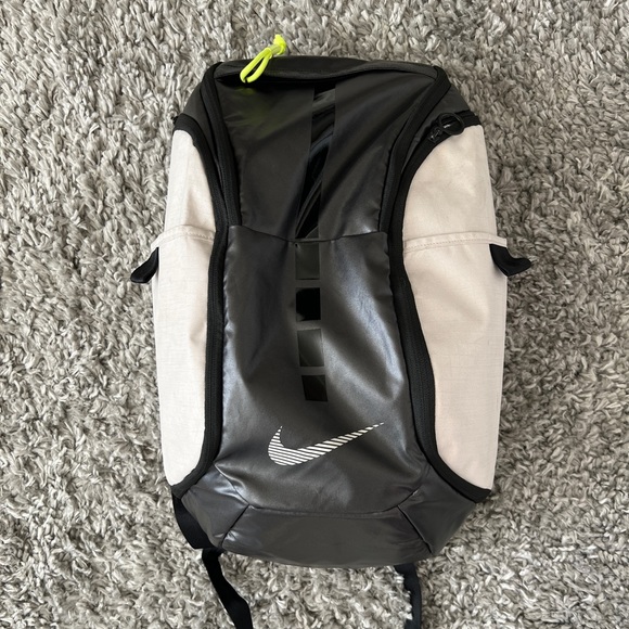 Nike Hoops Elite Winterized Backpack
